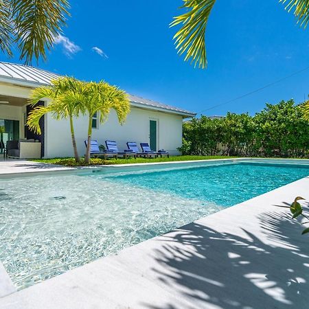 Luxury House 4 Beds Heated Pool W Jaccuzzi North Bay Village Exterior foto