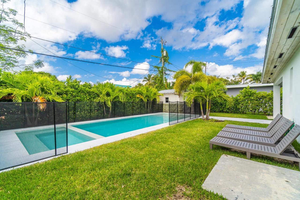 Luxury House 4 Beds Heated Pool W Jaccuzzi North Bay Village Exterior foto