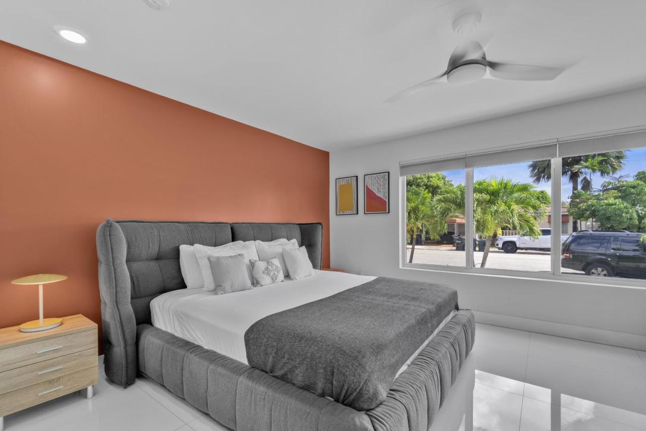 Luxury House 4 Beds Heated Pool W Jaccuzzi North Bay Village Exterior foto
