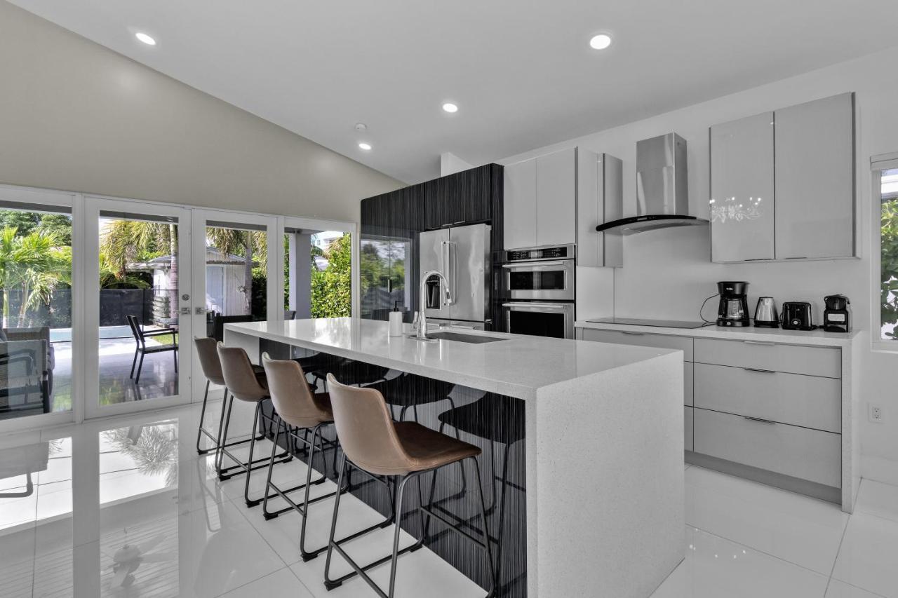 Luxury House 4 Beds Heated Pool W Jaccuzzi North Bay Village Exterior foto