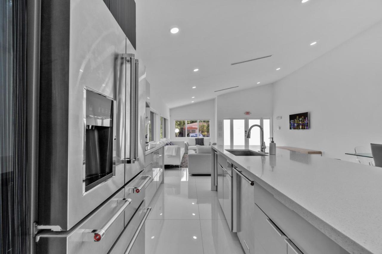 Luxury House 4 Beds Heated Pool W Jaccuzzi North Bay Village Exterior foto