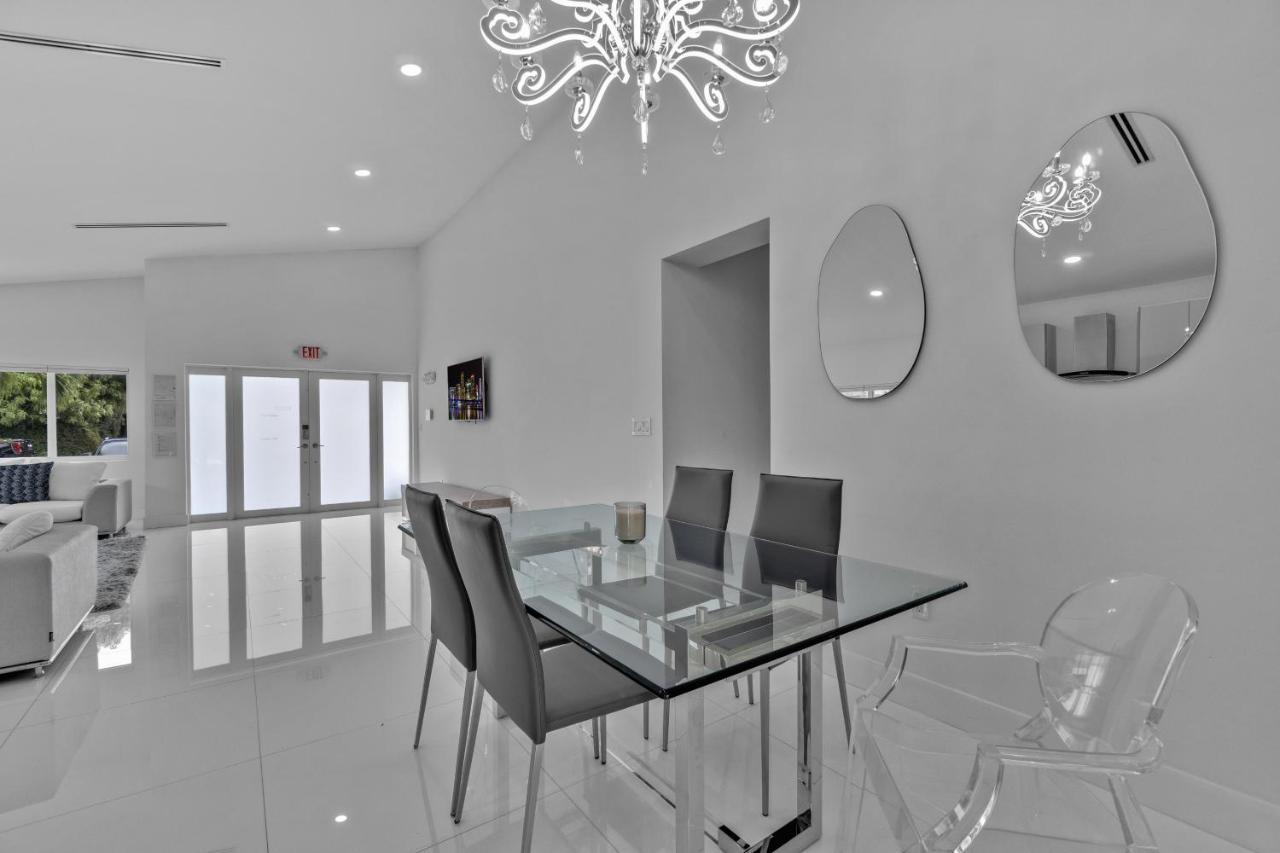 Luxury House 4 Beds Heated Pool W Jaccuzzi North Bay Village Exterior foto